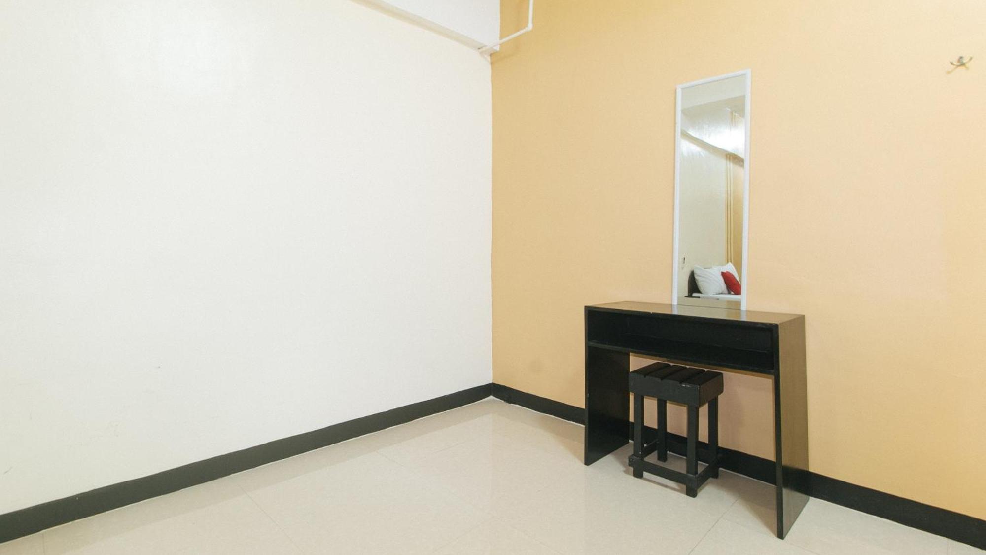 Reddoorz Near Sm City Muntinlupa San Pedro  外观 照片